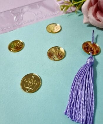 Passante para Tassel Acrílico Coroa Dourado- 5un