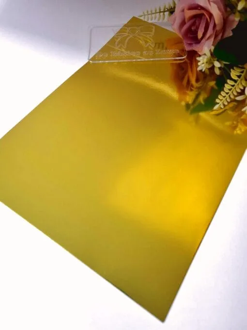 Papel Lamicote Dourado